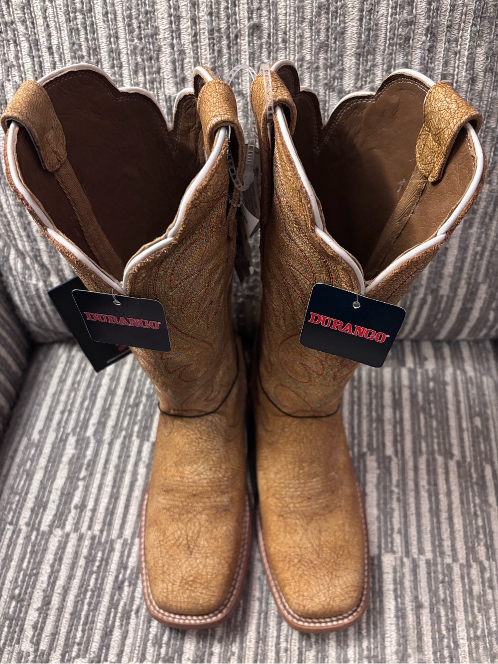 Durango Tan and White Western Boot Tag with Branding